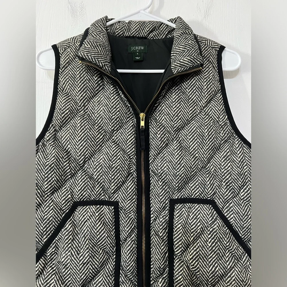 J. Crew Chevron Herringbone Quilted Puffer Vest Black